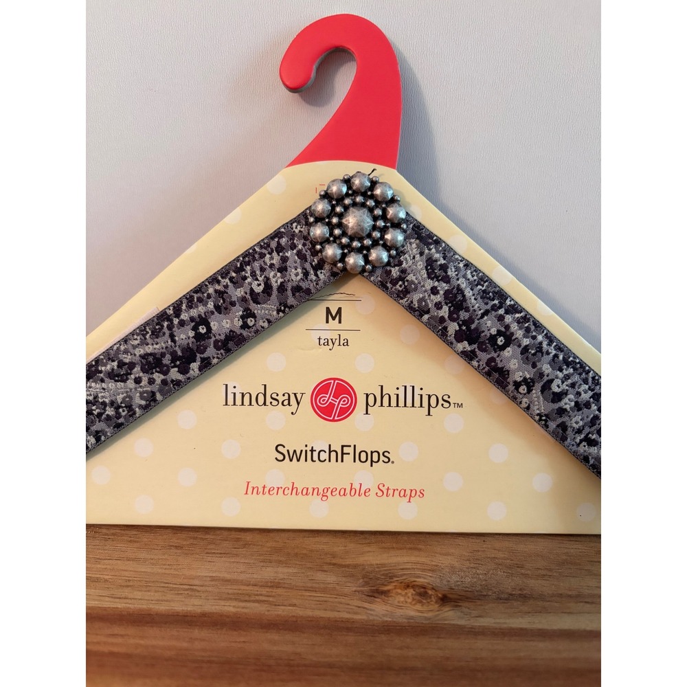 Lindsay Phillips Switch Flops Size Medium Taylor Strap NEW